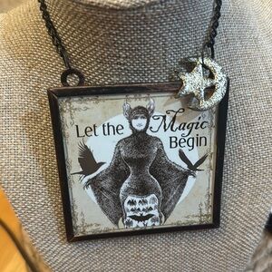 Vintage Magic Small 3 x 3 sign